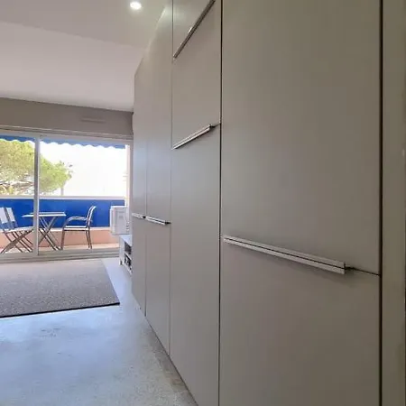 4 Guests With Access To The Beachfréjus