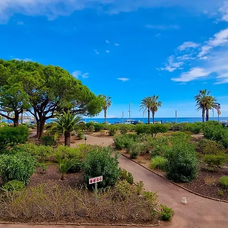 度假居 4 Guests With Access To The Beachfrejus Fréjus