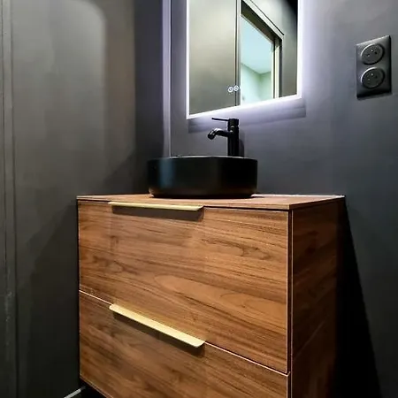 4 Guests With Access To The Beachfrejus