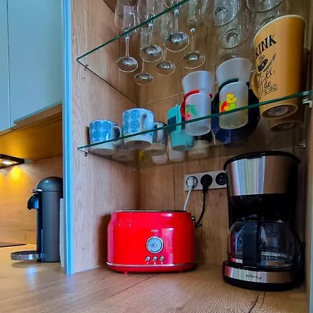 4 Guests With Access To The Beachfrejus *