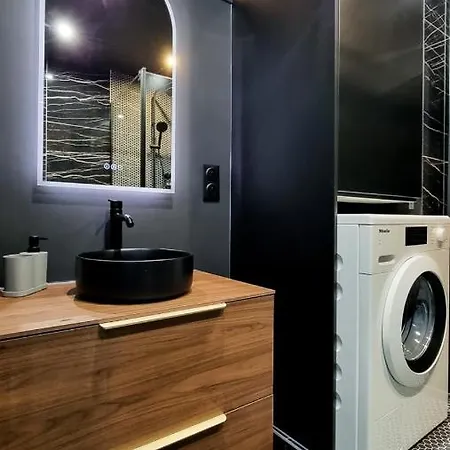 度假居 4 Guests With Access To The Beachfrejus